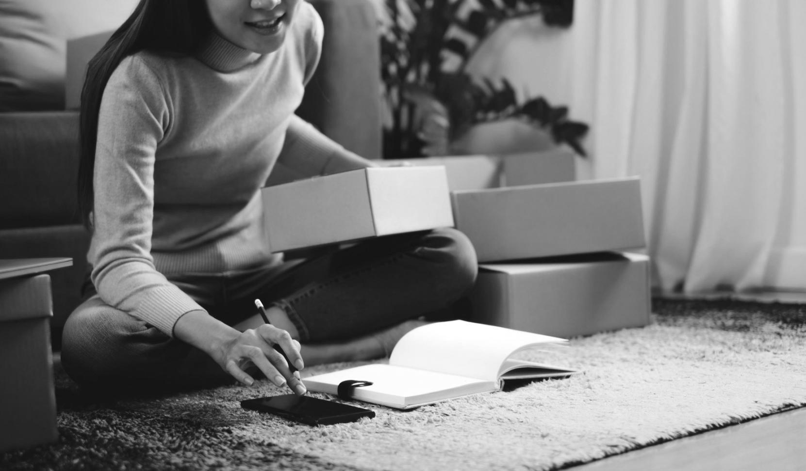 Participante analisando resultados de pesquisa local no Google Maps